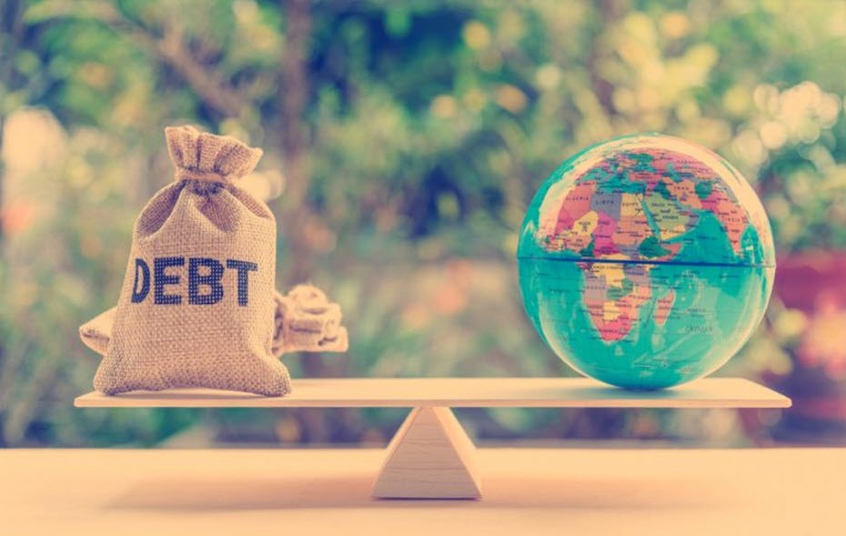 Investir dans les obligations - obligation en bourse - illustration balance bois