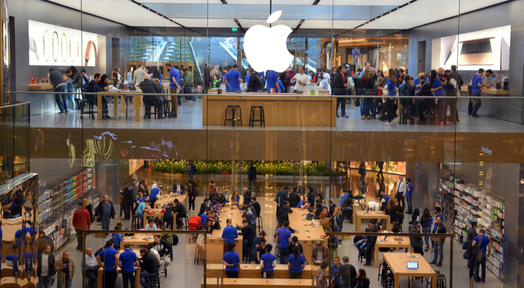 cours de l'action apple - apple coronavirus - intérieur magasin apple