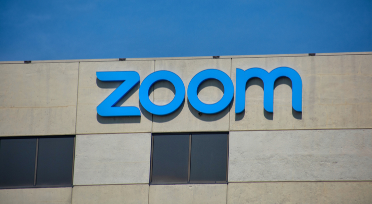 Zoom Video Communications bourse - illustration façade batîment zoom Zoom Video Communications bourse - illustration façade batîment zoom